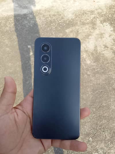 itel S25 10by10 display fingerprint 4 month use dabba charger all okay