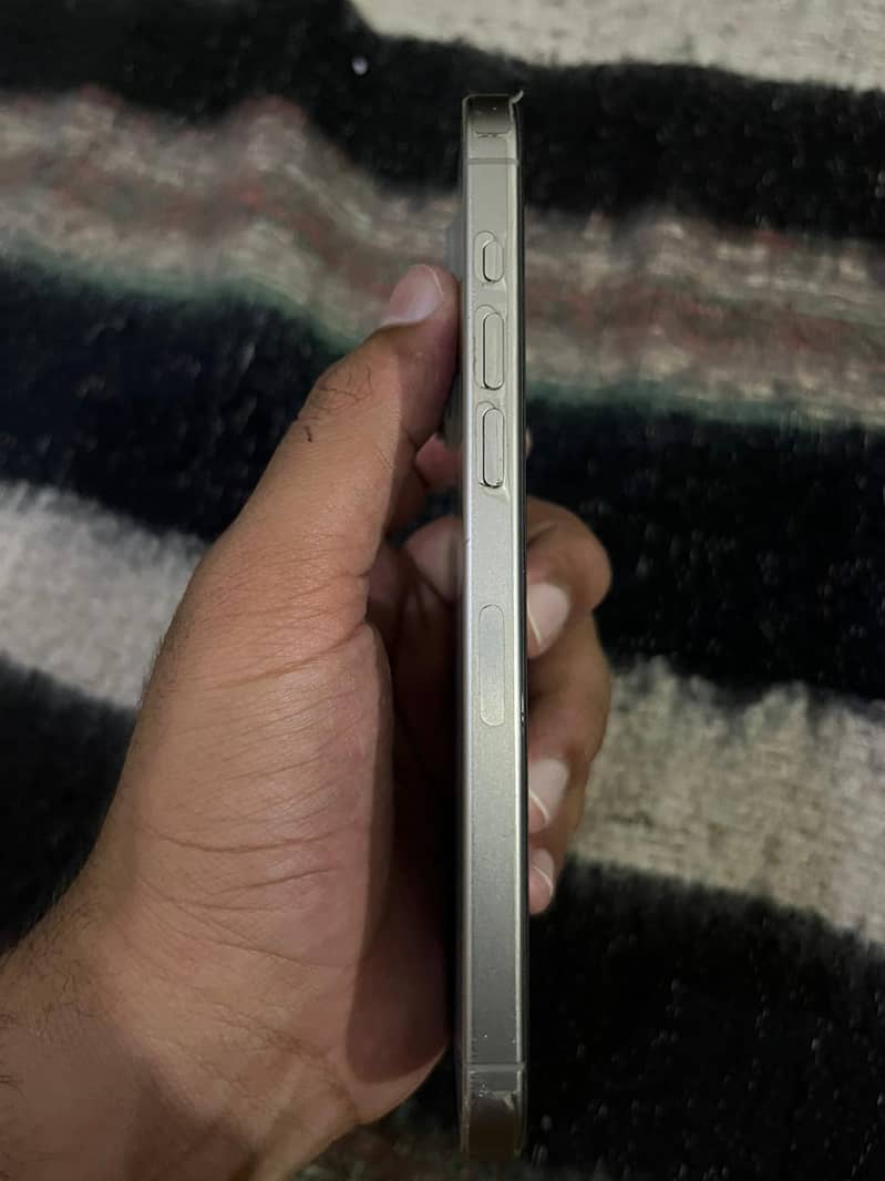 Iphone 15 pro max 2