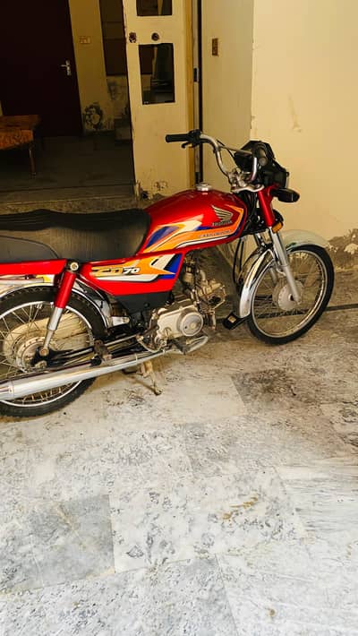 I'm selling my Honda 70cc  03167920542