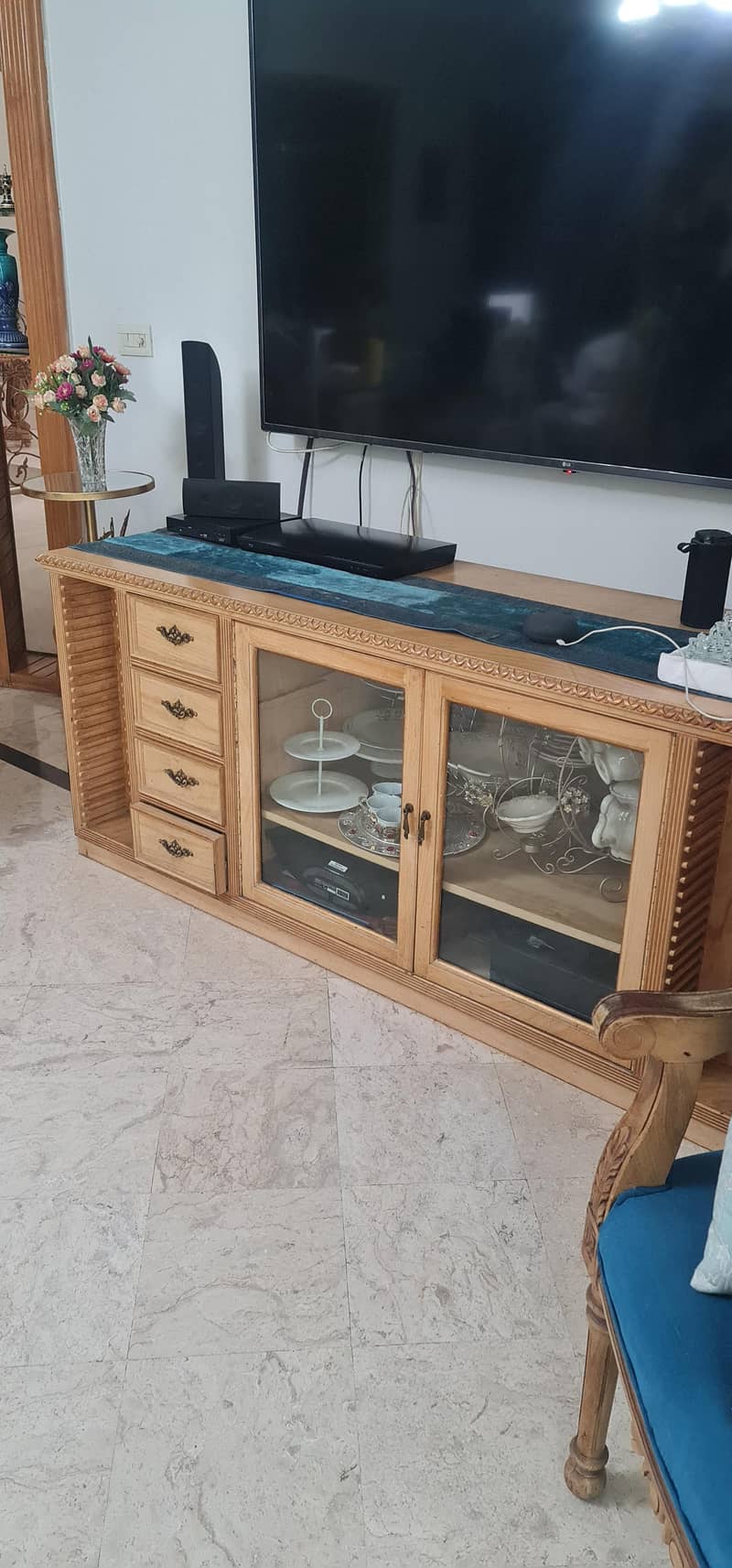 SOLID WOOD SHELF/ MULTIPURPOSE/ TV CONSOLE 1
