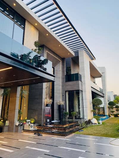 House Of 1 Kanal Is Available For sale In DHA Phase 7, Lahore