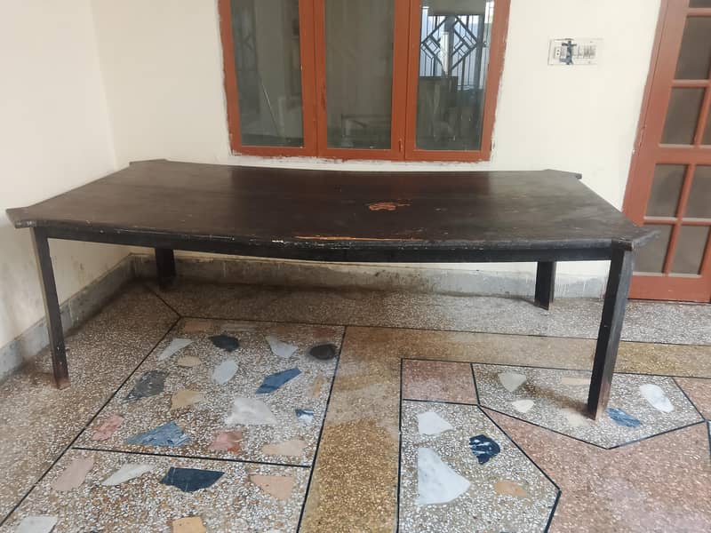 Old dining table for catering 0