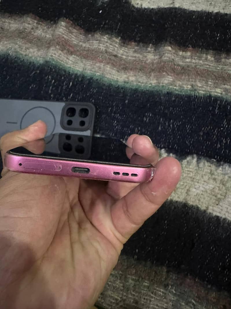 oppo A6 pro 3