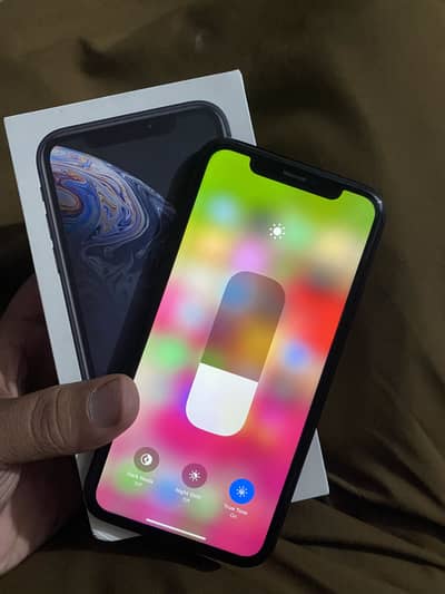 I phone Xr 256 gb dual physical wala official pta approved water pak