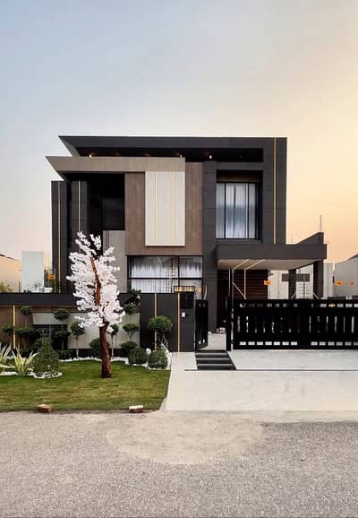 1 Kanal House available for sale in DHA Phase 7, Lahore