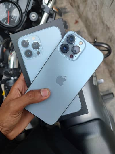 13 pro Max 256 GB with box factory unlock