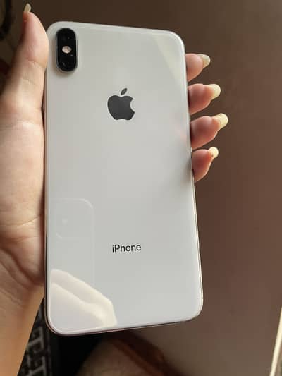 iPhone XS Max pta approved 64GB excellent condition.