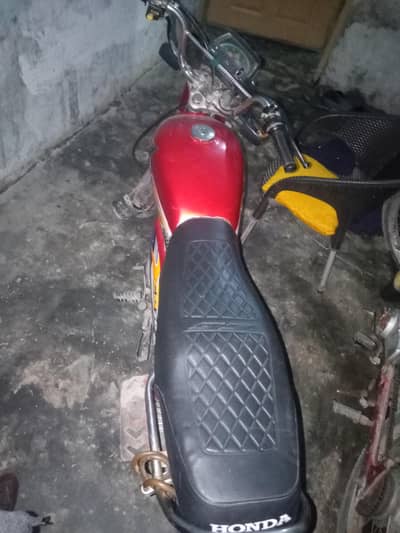 urgent sale 2022 united  03259869130