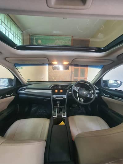 Honda Civic 2018 – First Owner, High Court Judge Used, Mint Condition!