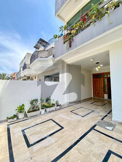 10 Marla Ground Portion for Rent F-11/3, Islamabad