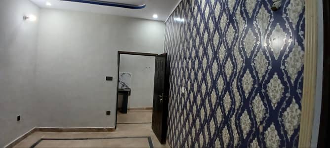 FLAT AVAILABLE FOR SALE