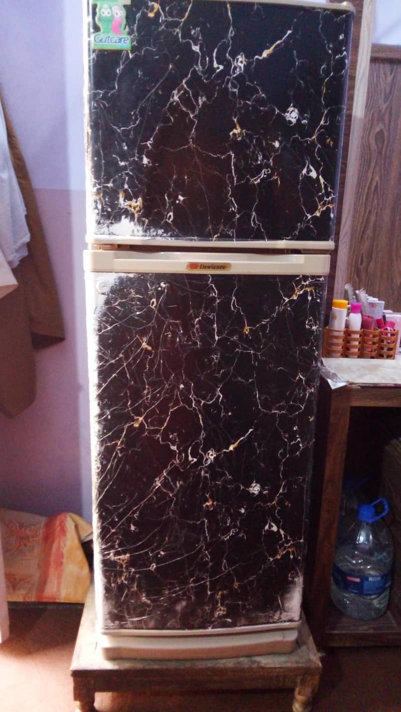 Dawlance fridge 0