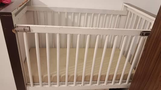 baby cot for sale with mattress