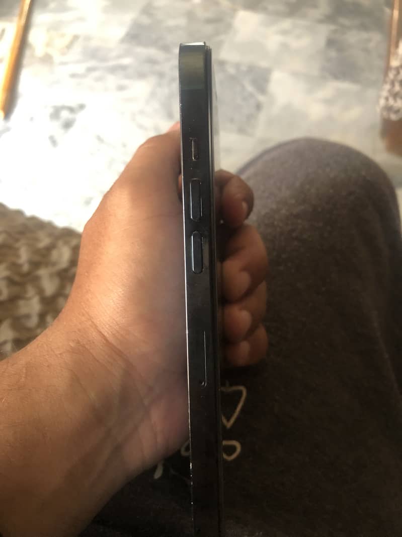 iPhone 0