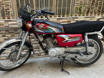 Honda CG 125 2023 Model - Totally Genuine - Non Accidental