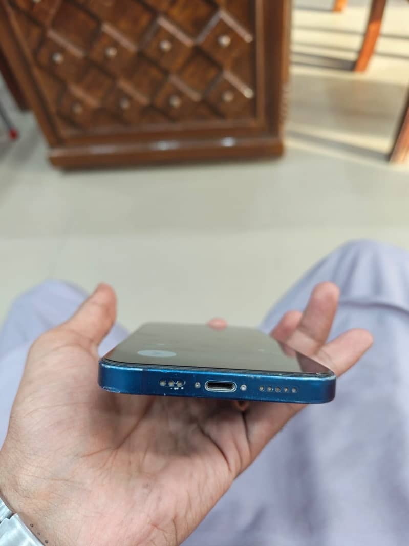 Iphone 12 3