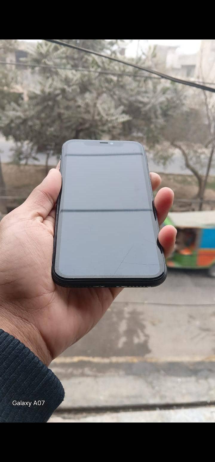 iphone 11 JV 1