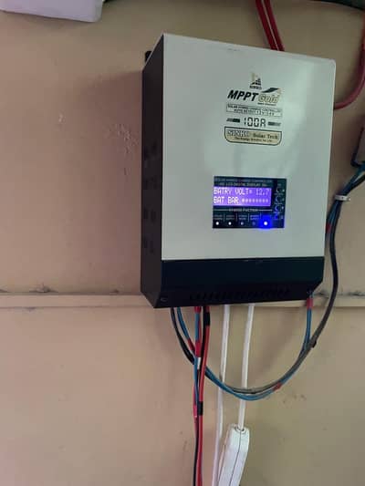 900 watt solar panels with 100A mppt for sale new condition