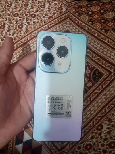 Infinix hot 40