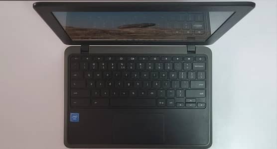 Acer Chromebook C732t touch screen 4GB/32GB windows 10