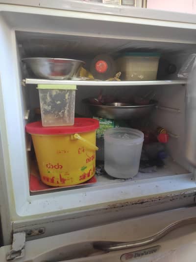 dawlance refrigerator