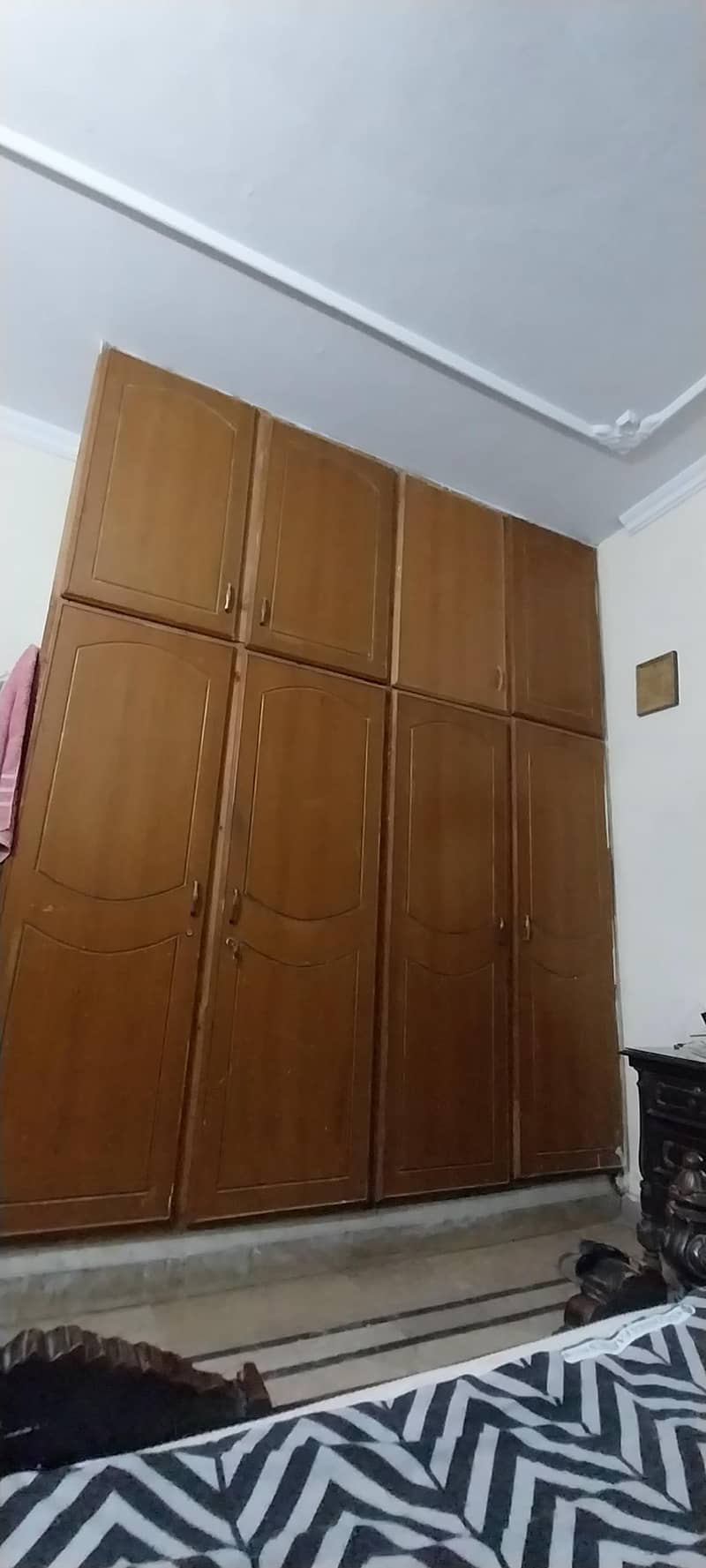 wardrobe 1