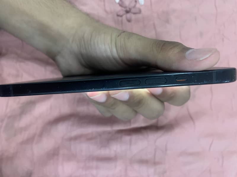 Iphone 15 4