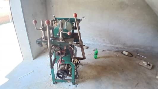 “فرنیچر بنانے کی مشین برائے فروخت