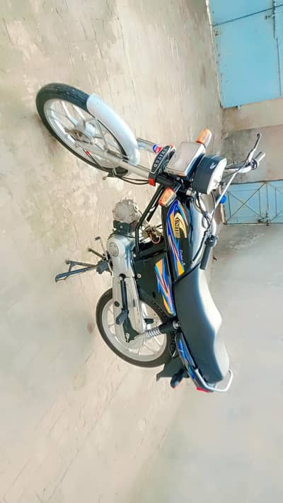 united 100 cc