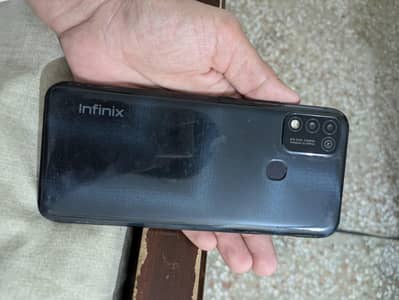 Infinix hot 10(4/64)