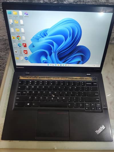 Lenovo X1 carbon i7 4th generation