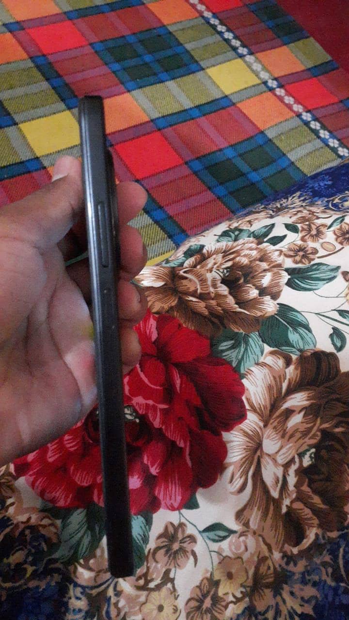 Poco c75 10/10 condition 3