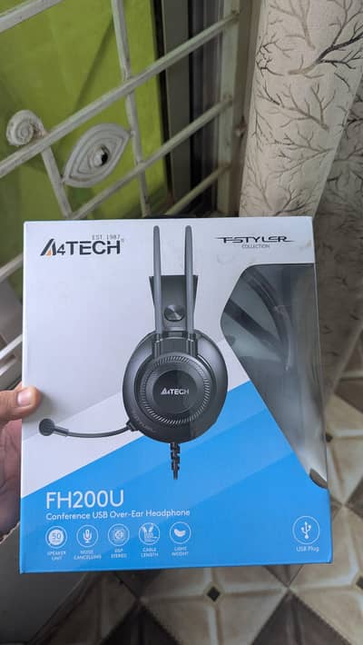 FH200U Conference USB Over-Ear Headphone