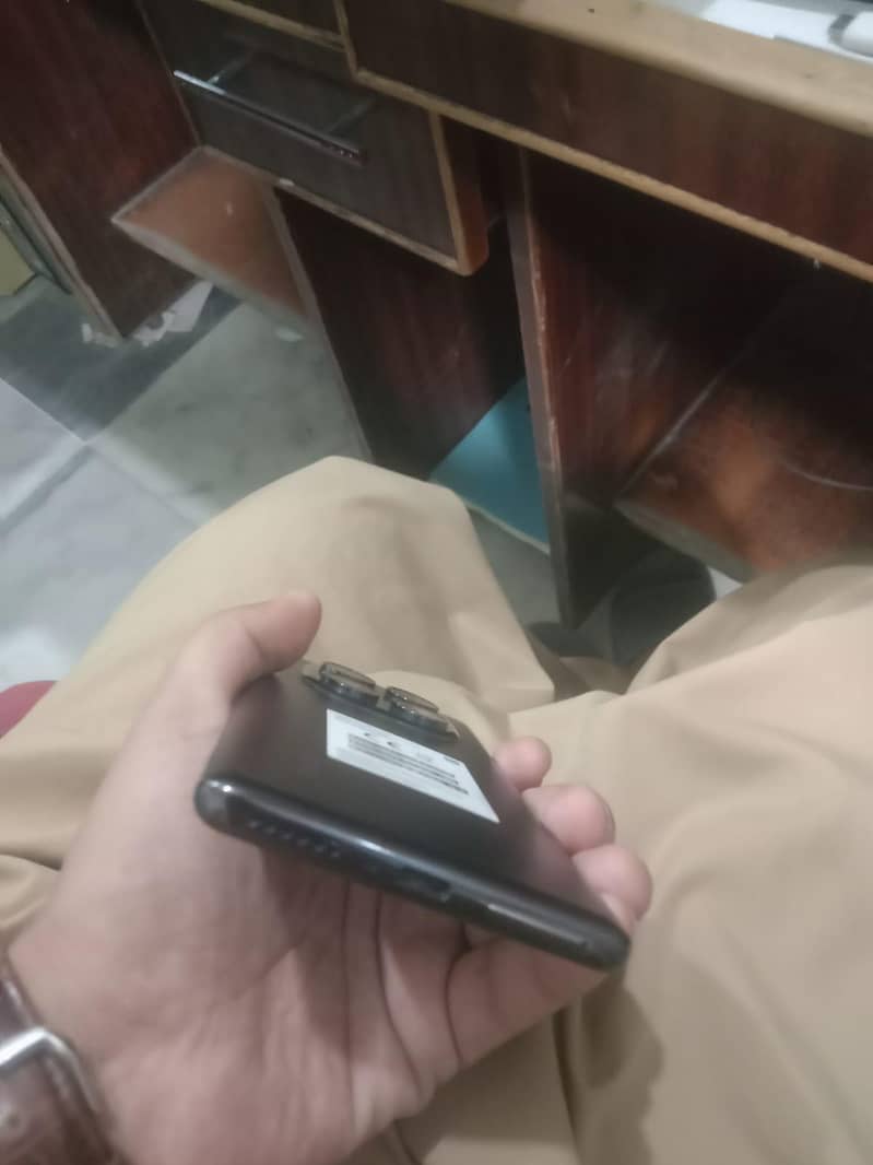 Redmi note 14 pro 1