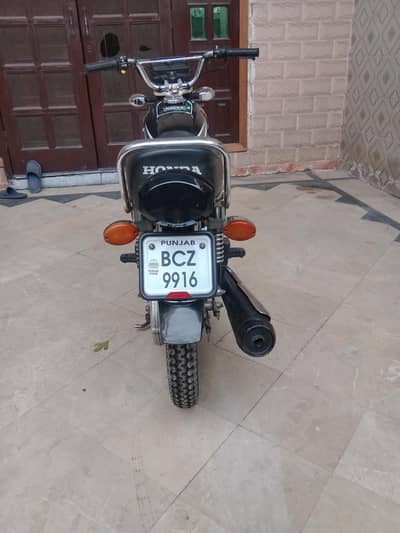 HONDA CG 125 2023 model black colour
