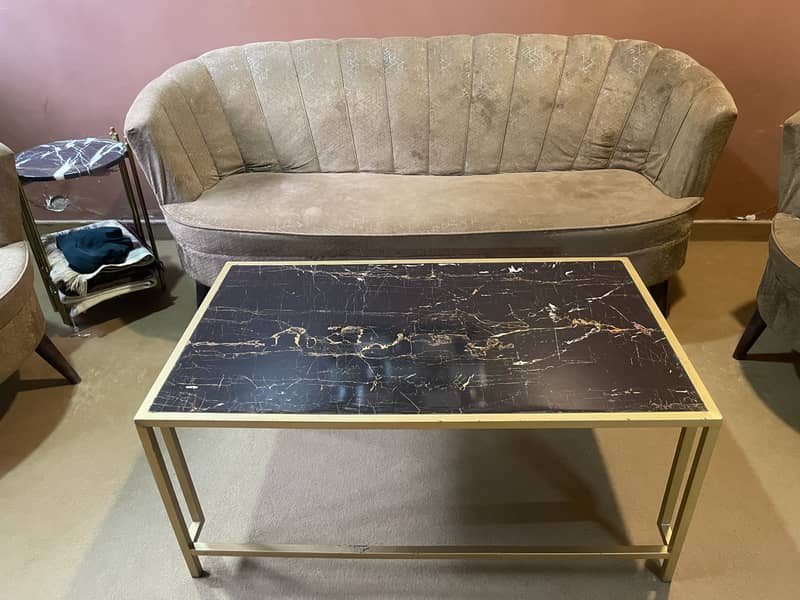 Sofa set with center table 4
