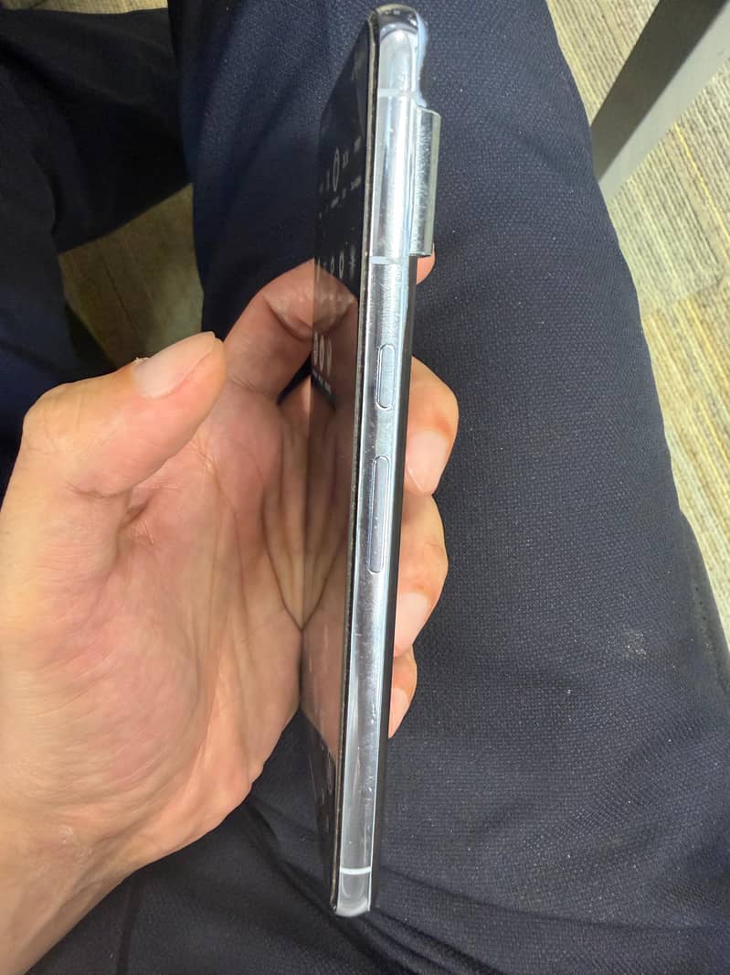 Google pixel 8 pro physical + e sim 5