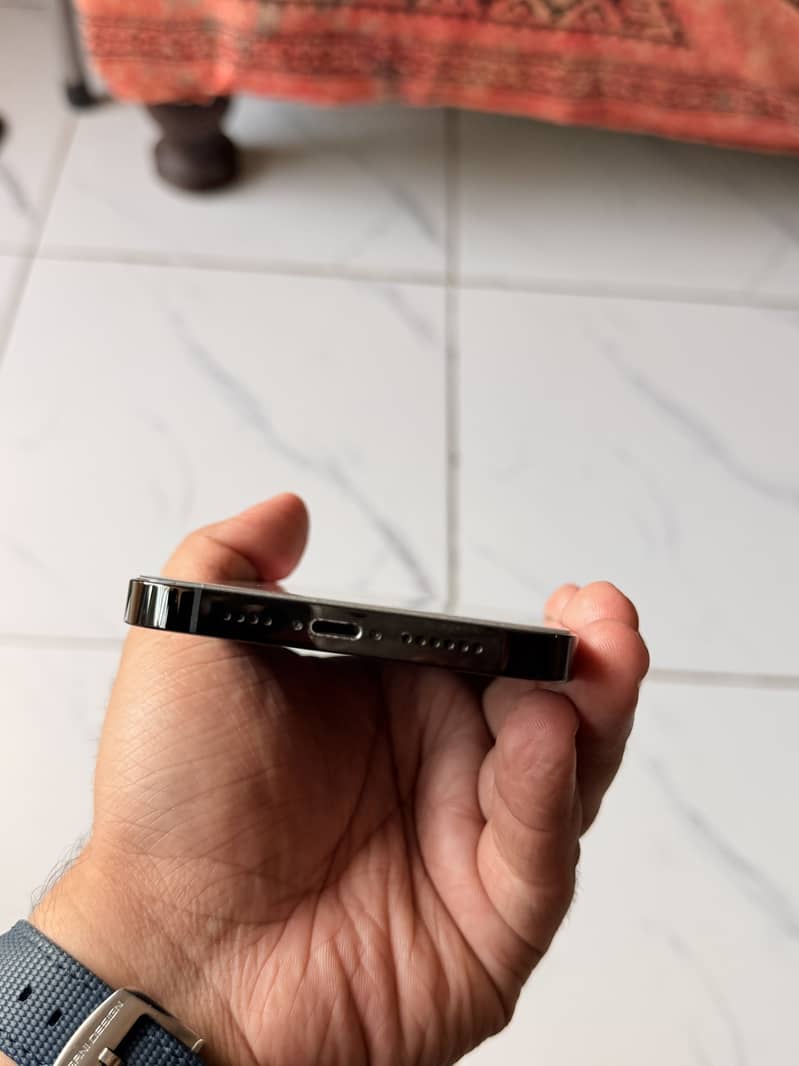 Iphone 14 pro max 1