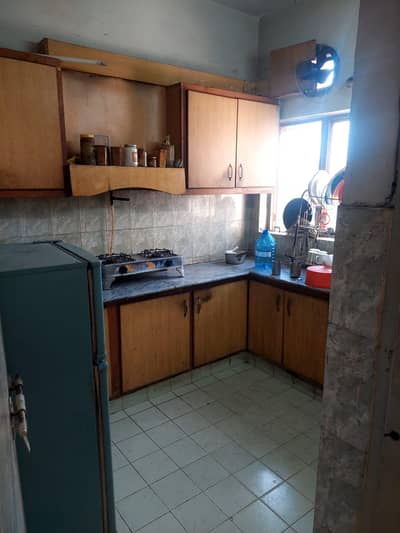 3 Bed Drawing Lounge Flat For Rent