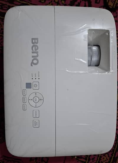 “BenQ MX550 Multimedia Projector HDMI VGA Excellent Condition”