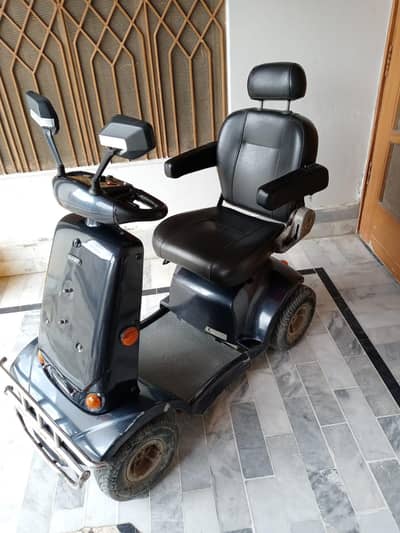 Four Wheel Electric Scooty