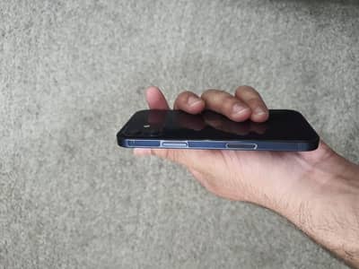Iphone 12 (128 gb, 10/10, with adapter, cable and new cover)