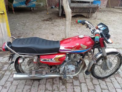 125 bick whatapps number 03296291124