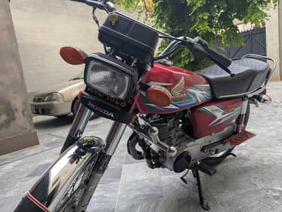 HONDA CG 125 CLEANEST IN THE TOWN