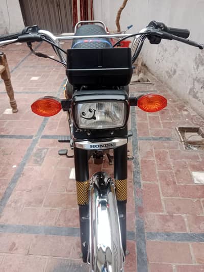 Honda CG 125 Lush condition, for sale.