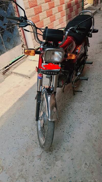 United motorcycle 70 cc
