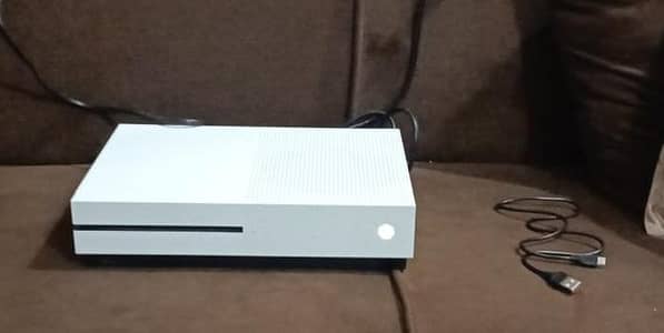 Xbox One S 512 GB With Games