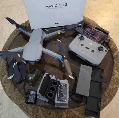 Dji air 2 (Brand new) (Fly more combo)