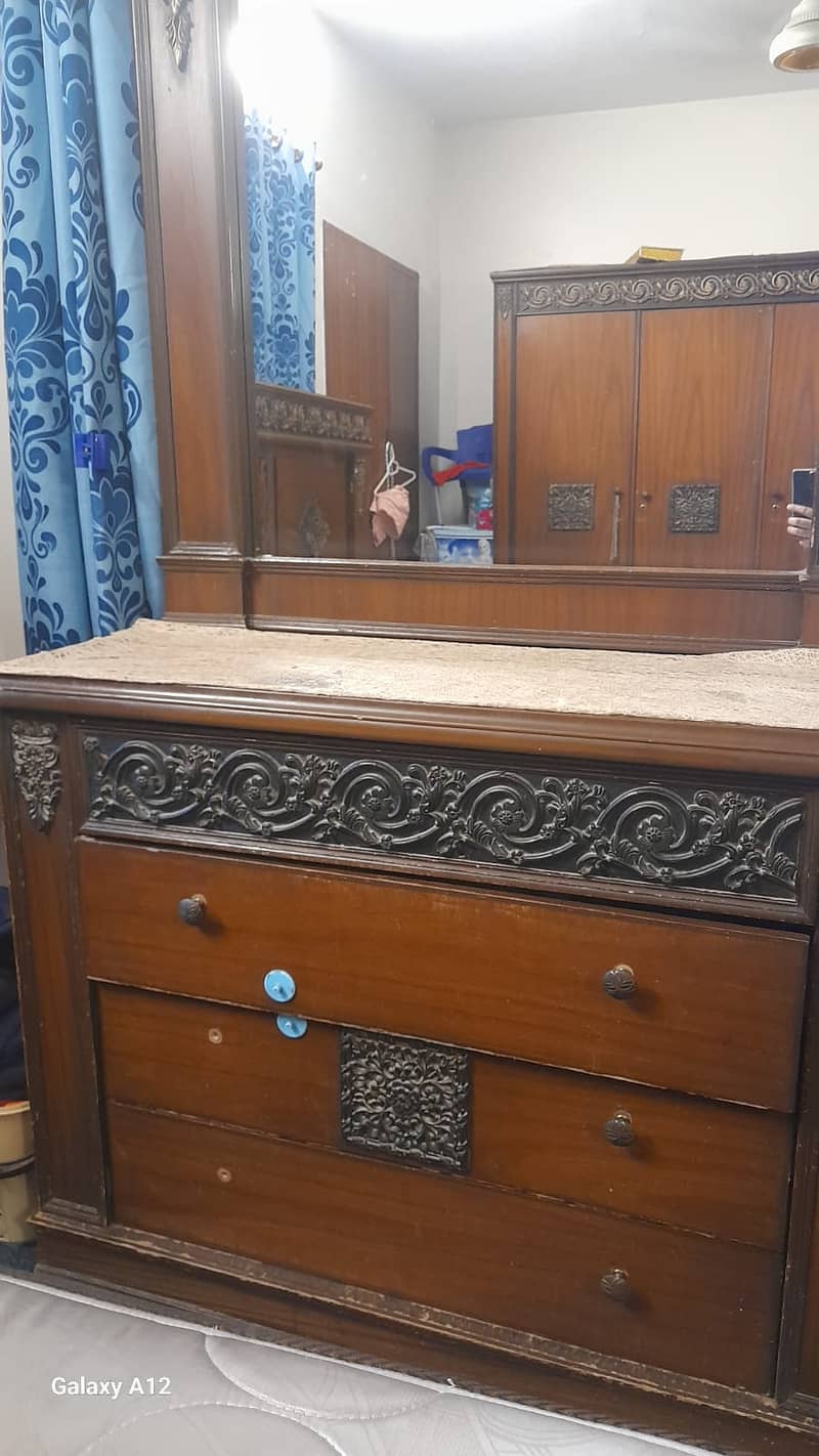 Complete bed room set 8
