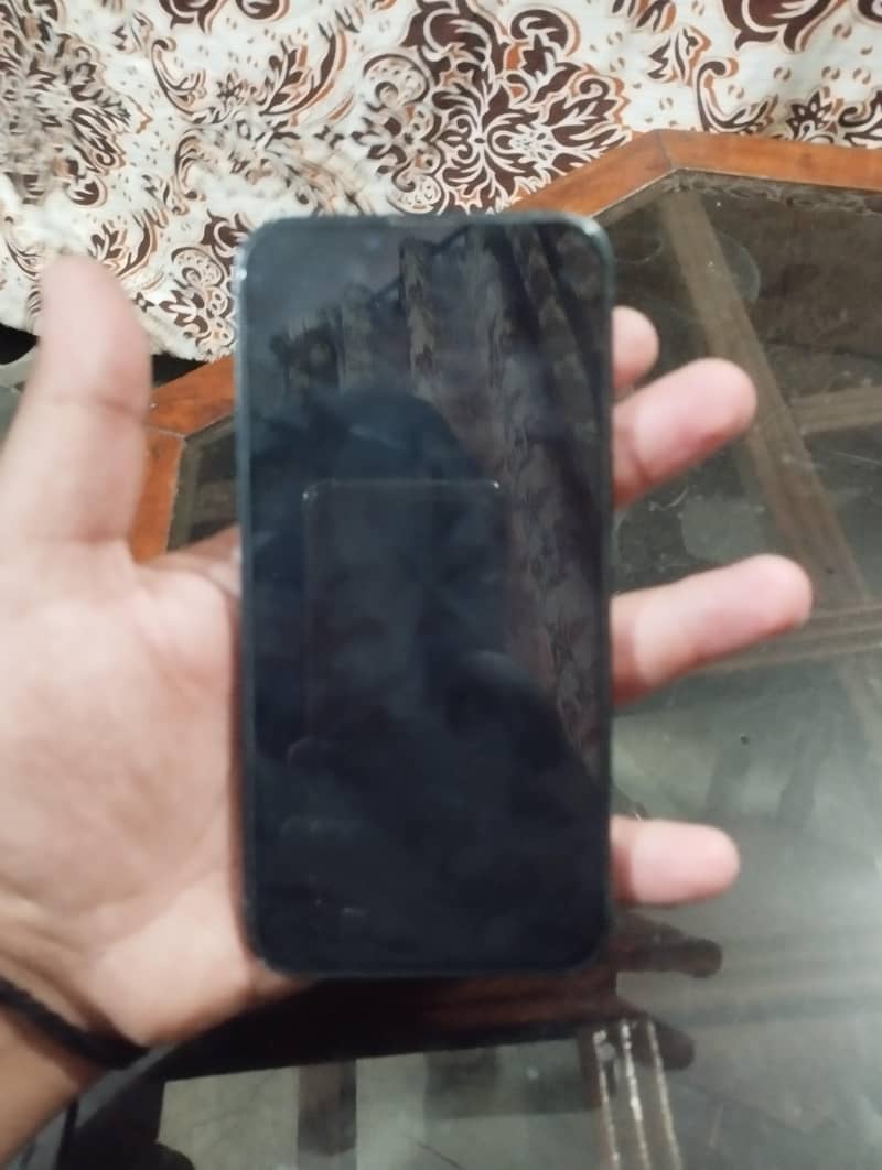 iPhone 14 4